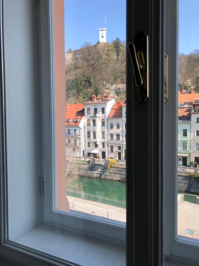 Riverside Apartment Ljubljana Exteriör bild